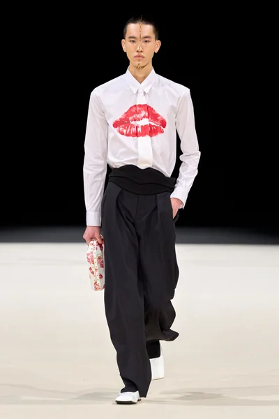 Look 4